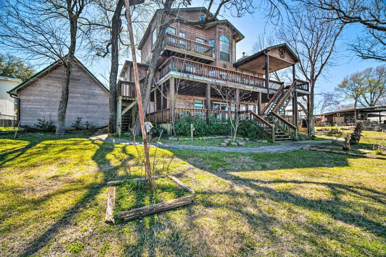 Family Home With Boat Dock, Fire Pit And Balcony Trinity ภายนอก รูปภาพ